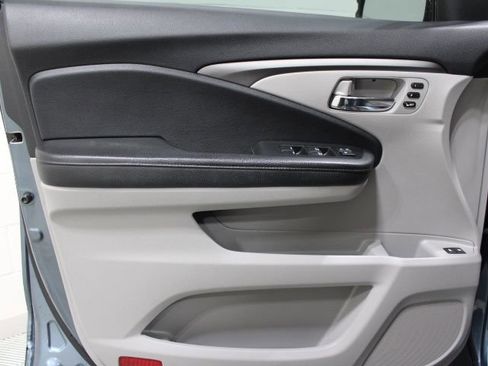 Used 2022 Honda Pilot Special Edition image 19