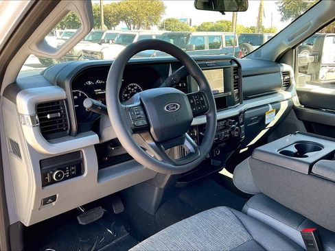 New 2026 Ford F250 XLT image 8