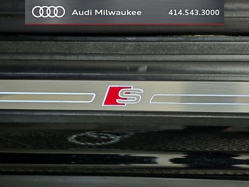 Used 2023 Audi Q5 2.0T Premium w/ Convenience Package AWD/4WD image 18