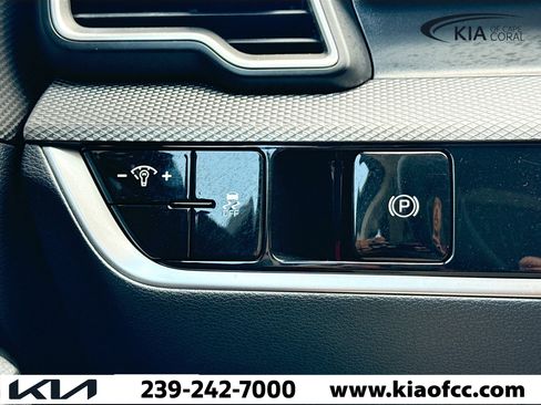 Used 2023 Kia Sportage LX image 31