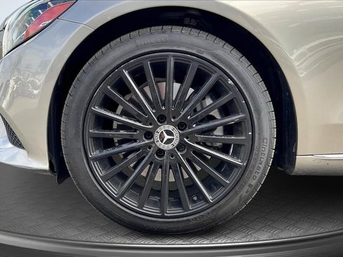 Used 2019 Mercedes-Benz C 300 Sedan image 9