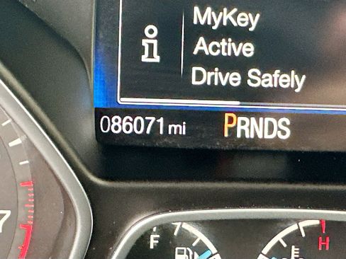 Used 2017 Ford Focus SE FWD image 18