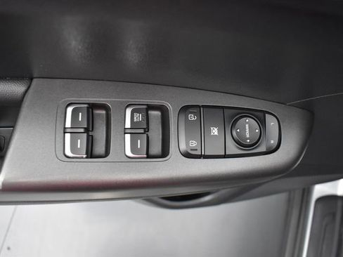 Used 2022 Kia Sportage LX FWD image 11