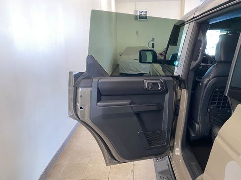 New 2026 Ford Bronco Badlands AWD/4WD image 8