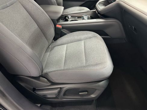 Used 2025 Ford Explorer Active image 58