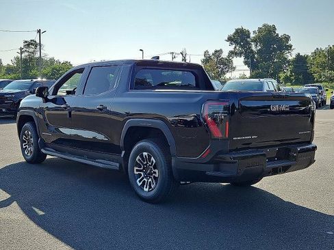 New 2026 GMC Sierra EV Elevation w/ Premium Package AWD/4WD image 4