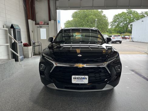Used 2024 Chevrolet Blazer LT w/ Convenience Package FWD image 2