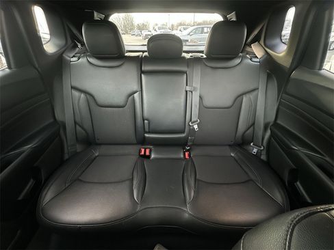 Used 2024 Jeep Compass Trailhawk image 21