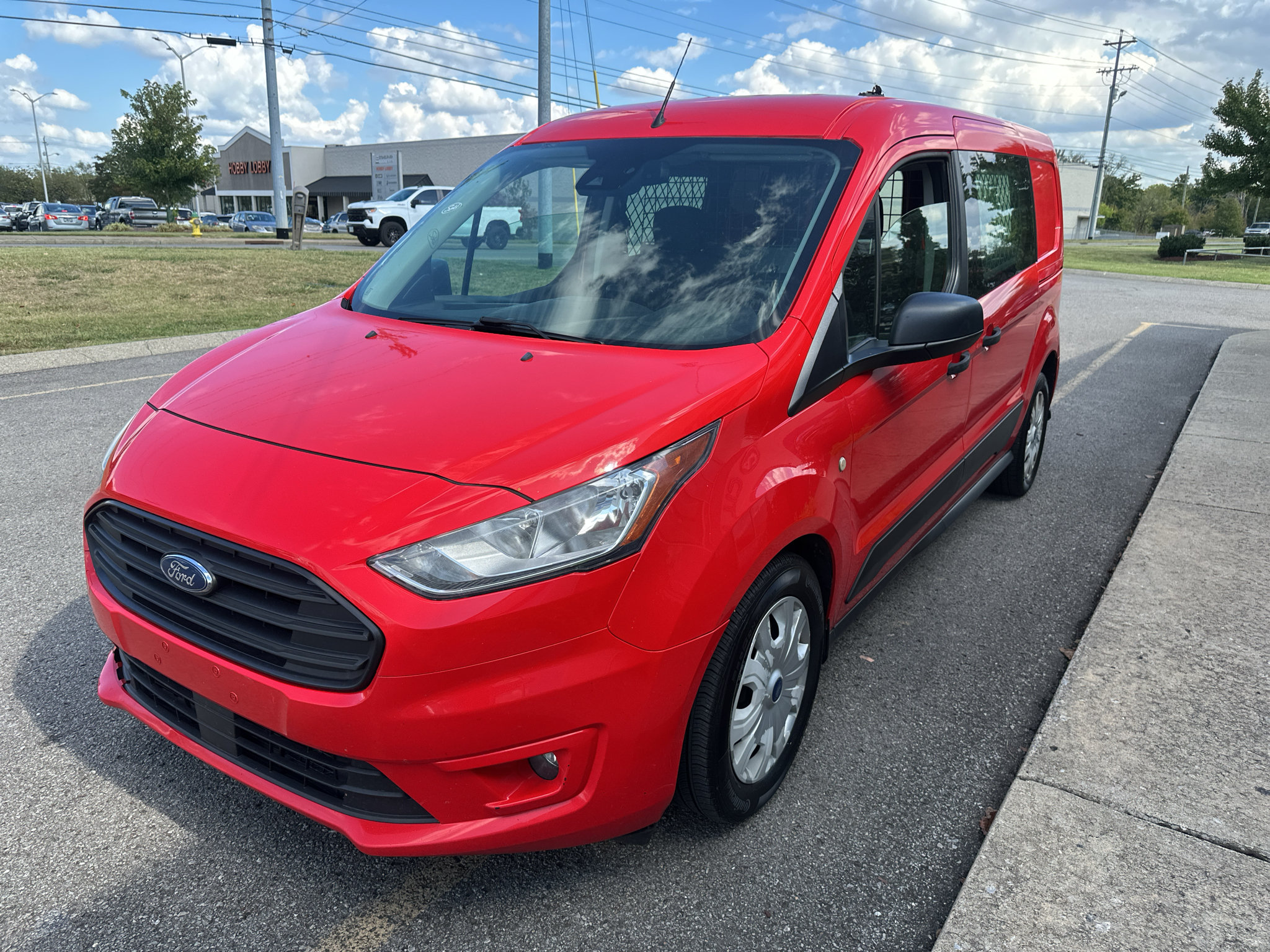 Used 2019 Ford Transit Connect XLT FWD image 8