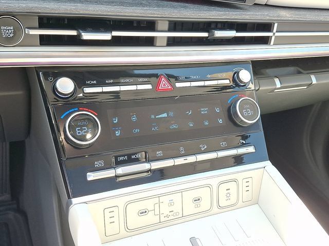 Used 2025 Hyundai Santa Fe Calligraphy AWD/4WD image 12