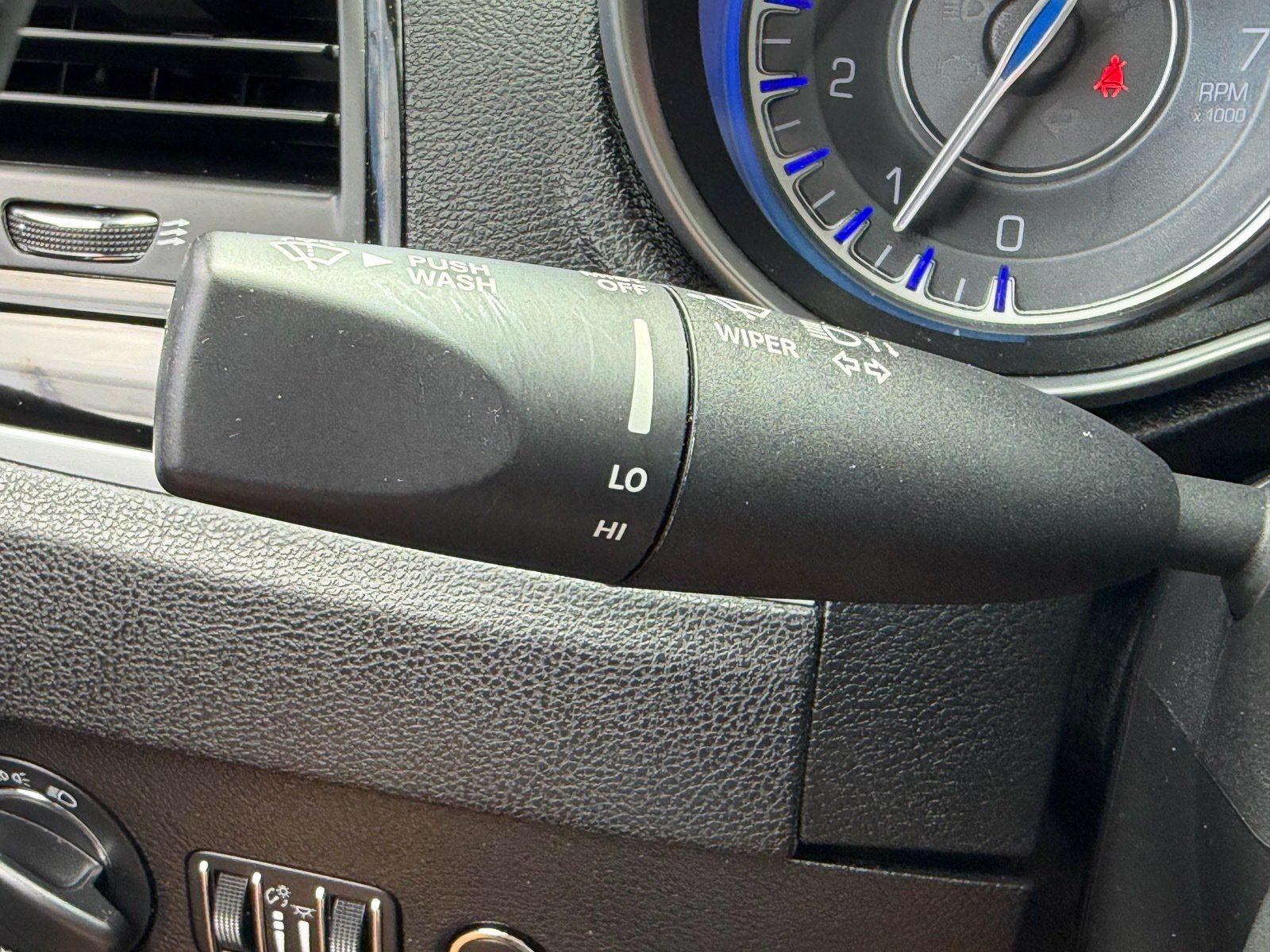 Used 2023 Chrysler 300 Touring RWD image 31