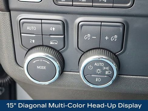 Used 2025 Chevrolet Tahoe High Country image 28