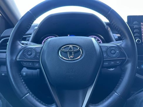Used 2022 Toyota Camry SE w/ Convenience Package image 21