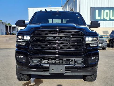 Used 2022 RAM 2500 Limited AWD/4WD image 3