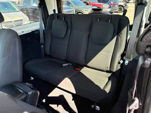 Certified 2023 Jeep Wrangler Sport AWD/4WD image 19