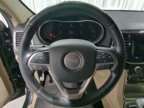 Used 2020 Jeep Grand Cherokee Limited image 36