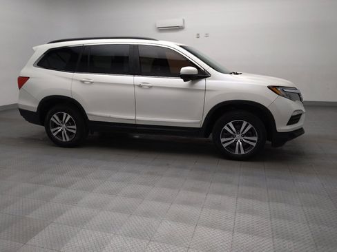 Used 2016 Honda Pilot EX image 11