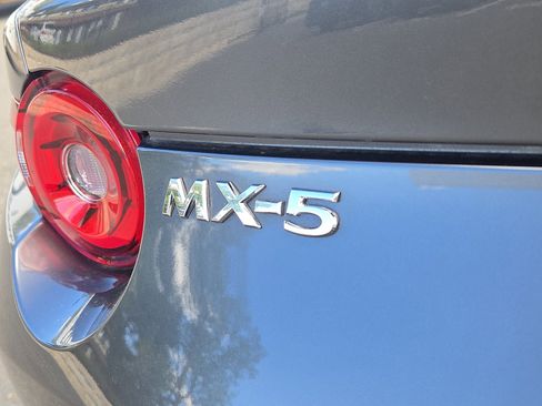 Used 2024 MAZDA MX-5 Miata Grand Touring w/ Weather Package RWD image 31
