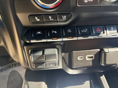 Used 2021 Chevrolet Silverado 1500 LTZ w/ Technology Package AWD/4WD image 39