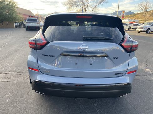 Used 2023 Nissan Murano SV w/ SV Midnight Edition Package image 3