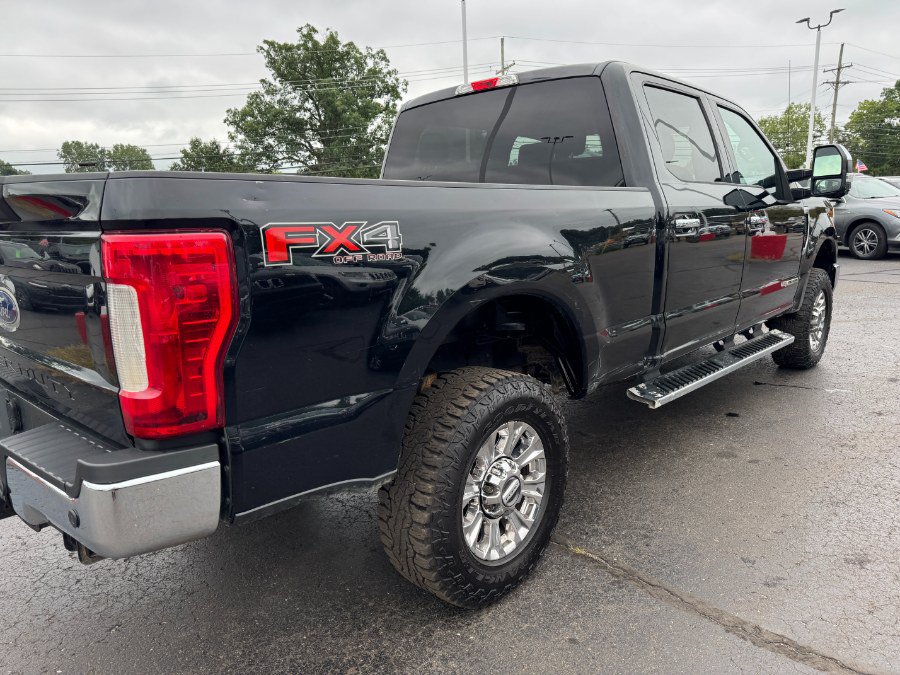 Used 2017 Ford F250 XLT w/ XLT Premium Package AWD/4WD image 11