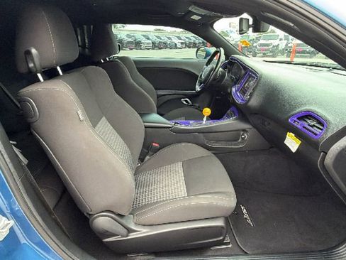Used 2022 Dodge Challenger R/T w/ Blacktop Package RWD image 28