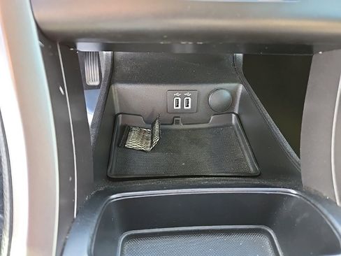 Used 2020 Ford Fusion S image 30