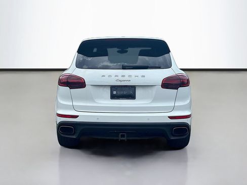 Used 2017 Porsche Cayenne AWD/4WD image 4