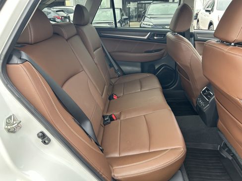 Used 2019 Subaru Outback 3.6R Touring w/ Popular Package #3A image 26