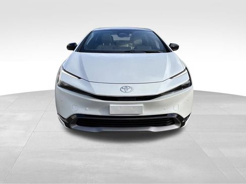 Used 2024 Toyota Prius Limited w/ Limited Premium Package FWD image 7