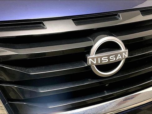 Used 2022 Nissan Pathfinder SL image 30