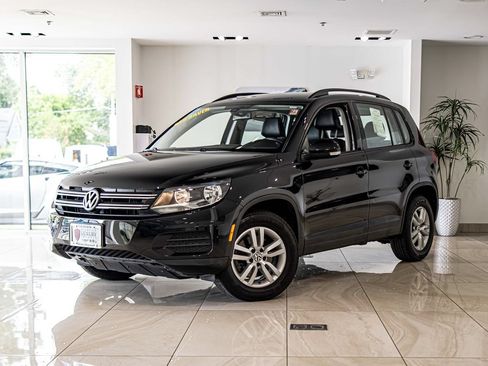 Used 2017 Volkswagen Tiguan S AWD/4WD image 1