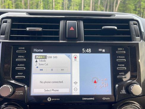 Used 2021 Toyota 4Runner Venture w/ Moonroof Package AWD/4WD image 23