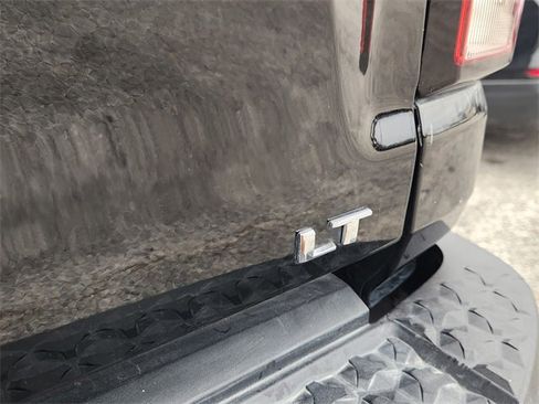 Used 2024 Chevrolet Colorado LT w/ LT Convenience Package II image 9