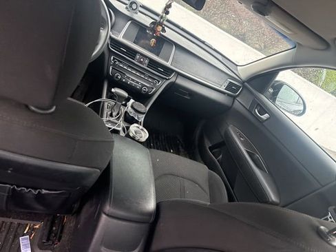 Used 2018 Kia Optima LX FWD image 5