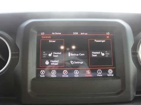 Used 2021 Jeep Wrangler Unlimited Sahara w/ LED Lighting Group AWD/4WD image 52