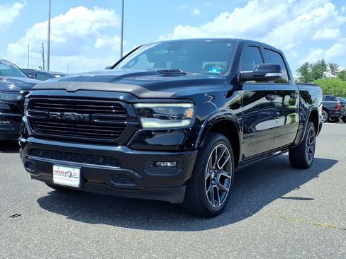 Used 2019 RAM 1500 Laramie AWD/4WD image 3