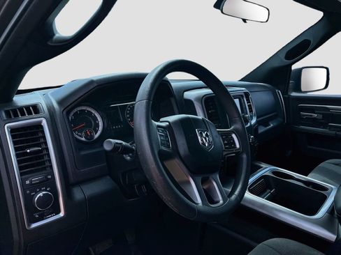 Used 2022 RAM 1500 Warlock AWD/4WD image 9