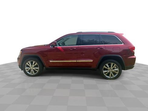 Used 2013 Jeep Grand Cherokee Laredo AWD/4WD image 6