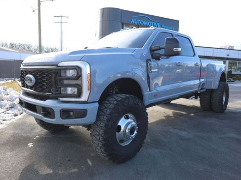 Used 2024 Ford F350 Lariat w/ Lariat Ultimate Package image 1