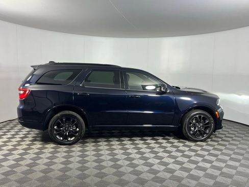 Used 2024 Dodge Durango GT image 3