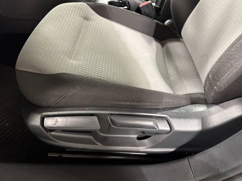 Used 2017 Volkswagen Jetta S w/ Jetta S Cold Weather Package FWD image 15