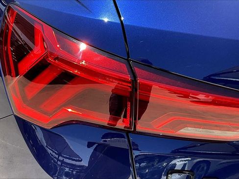 New 2025 Audi Q3 2.0T Premium image 14