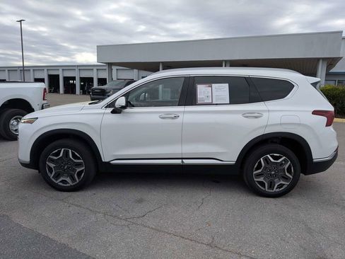 Used 2023 Hyundai Santa Fe SEL Convenience image 4