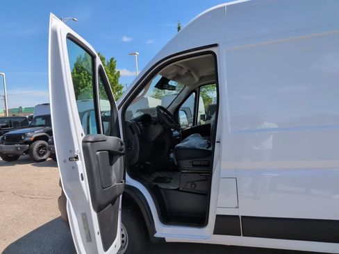New 2026 RAM ProMaster 3500 w/ Safety Group FWD image 21