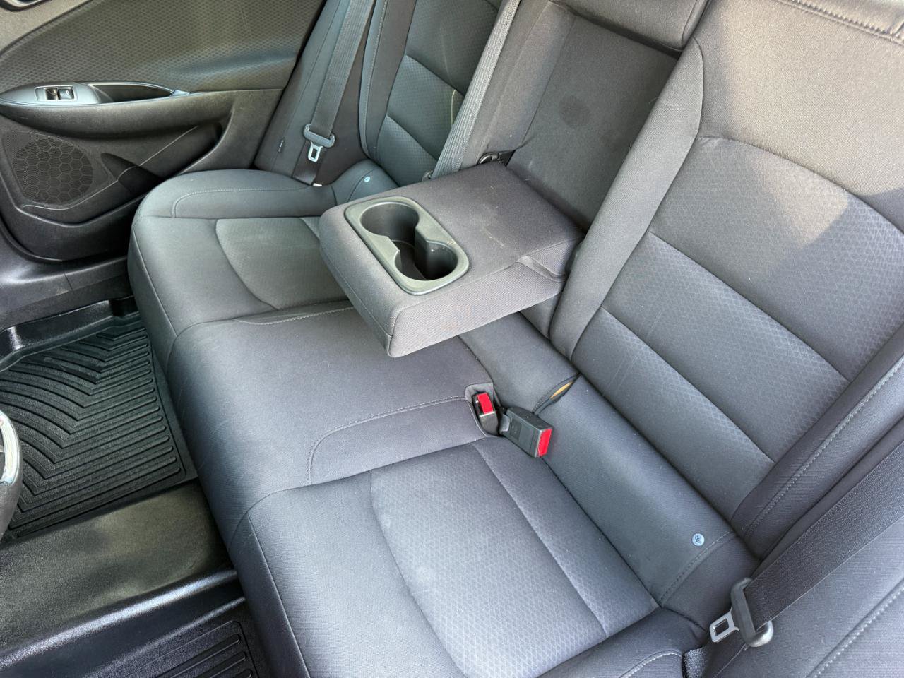 Used 2016 Chevrolet Malibu LT FWD image 31