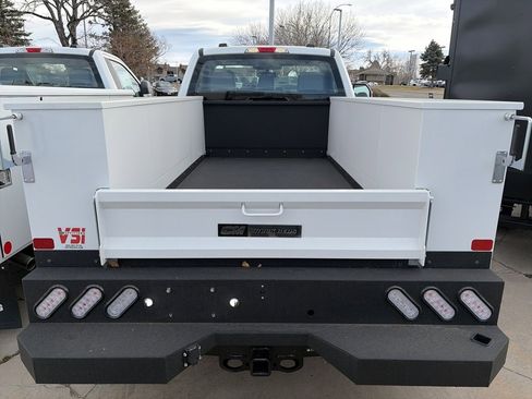 Used 2025 Ford F250 XLT image 21