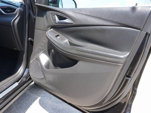 Used 2022 Buick Encore GX Select w/ Advanced Technology Package image 23
