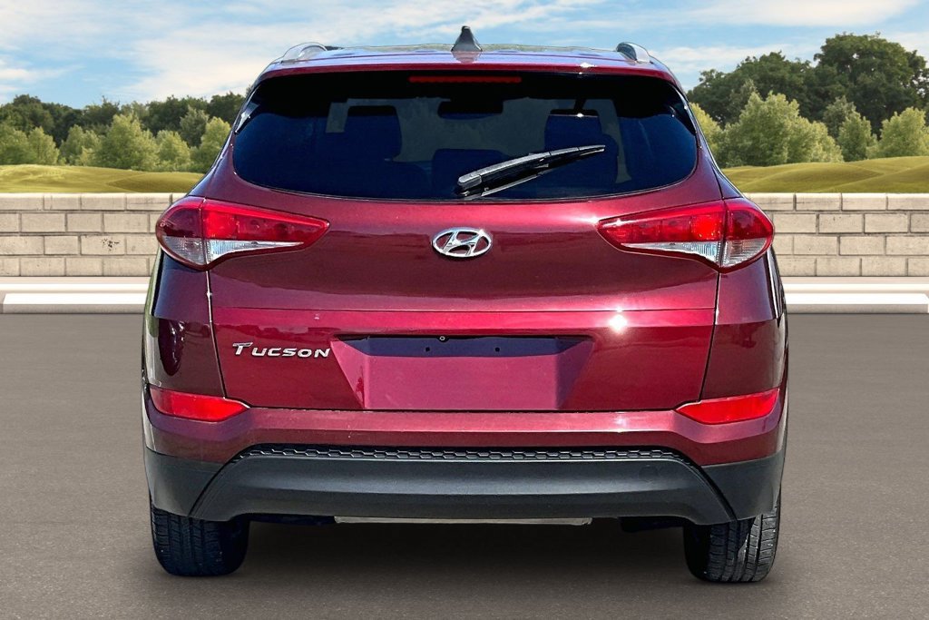 Used 2017 Hyundai Tucson SE Plus FWD image 4