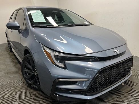 Used 2024 Toyota Corolla SE w/ SE Premium Package FWD image 1